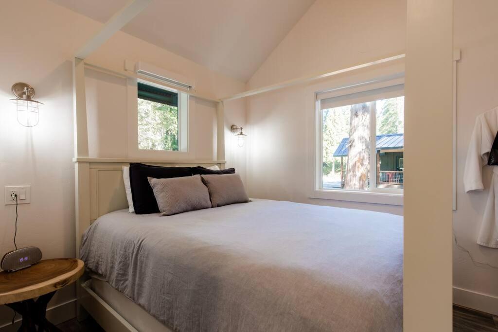 Lake House Tiny Cabin Near Lake Wenatchee ليفينورث المظهر الخارجي الصورة